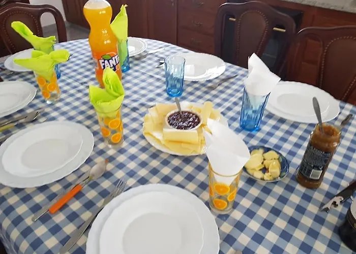 Perola Achadense بيت ضيافة Achada